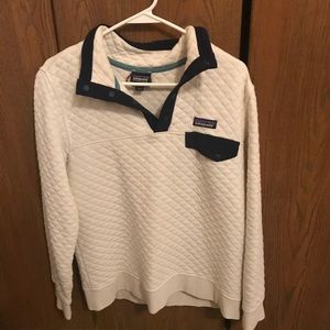 Woman’s Medium Patagonia Quilted Sweater